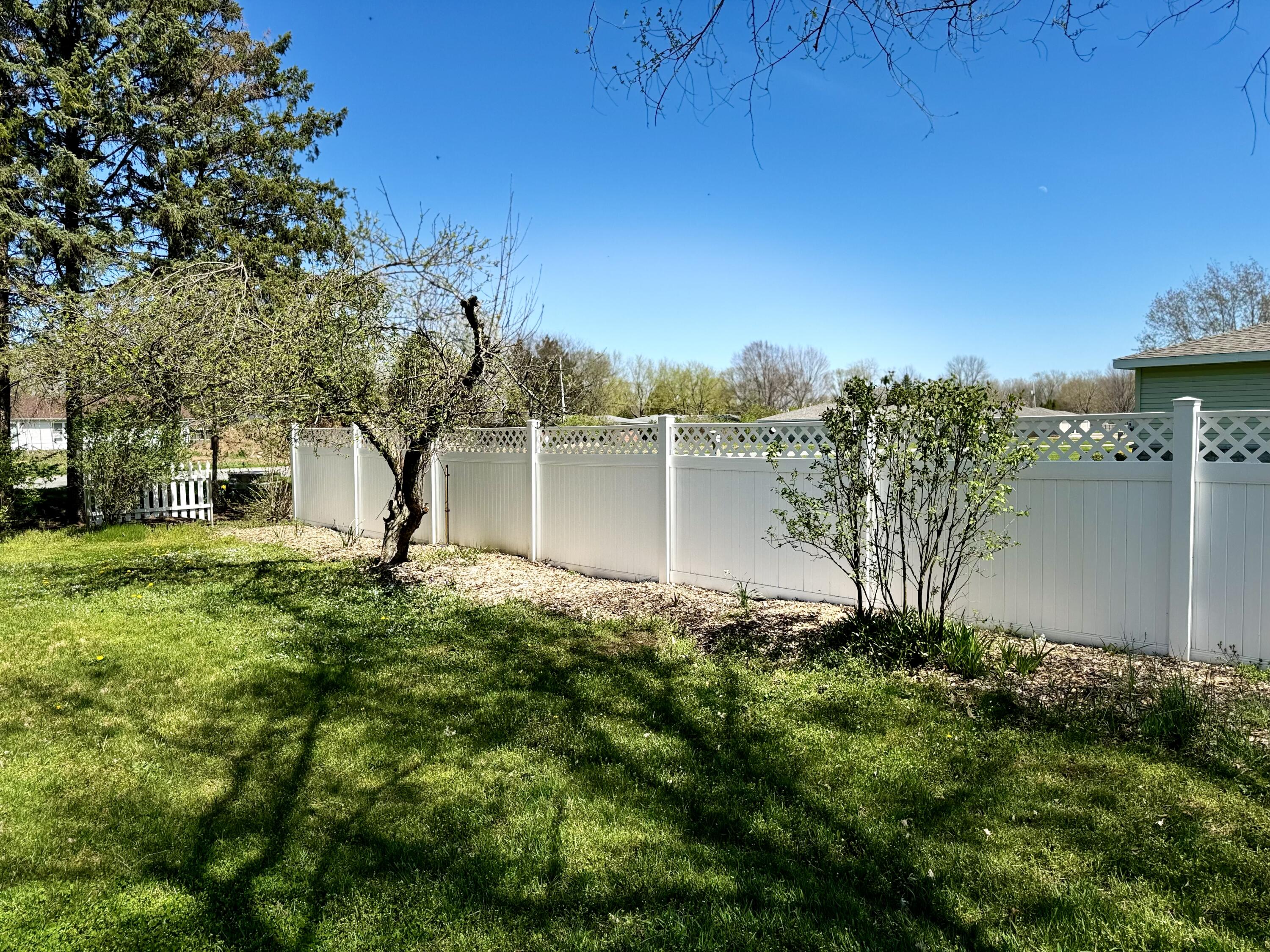 8415 Centerfield Drive