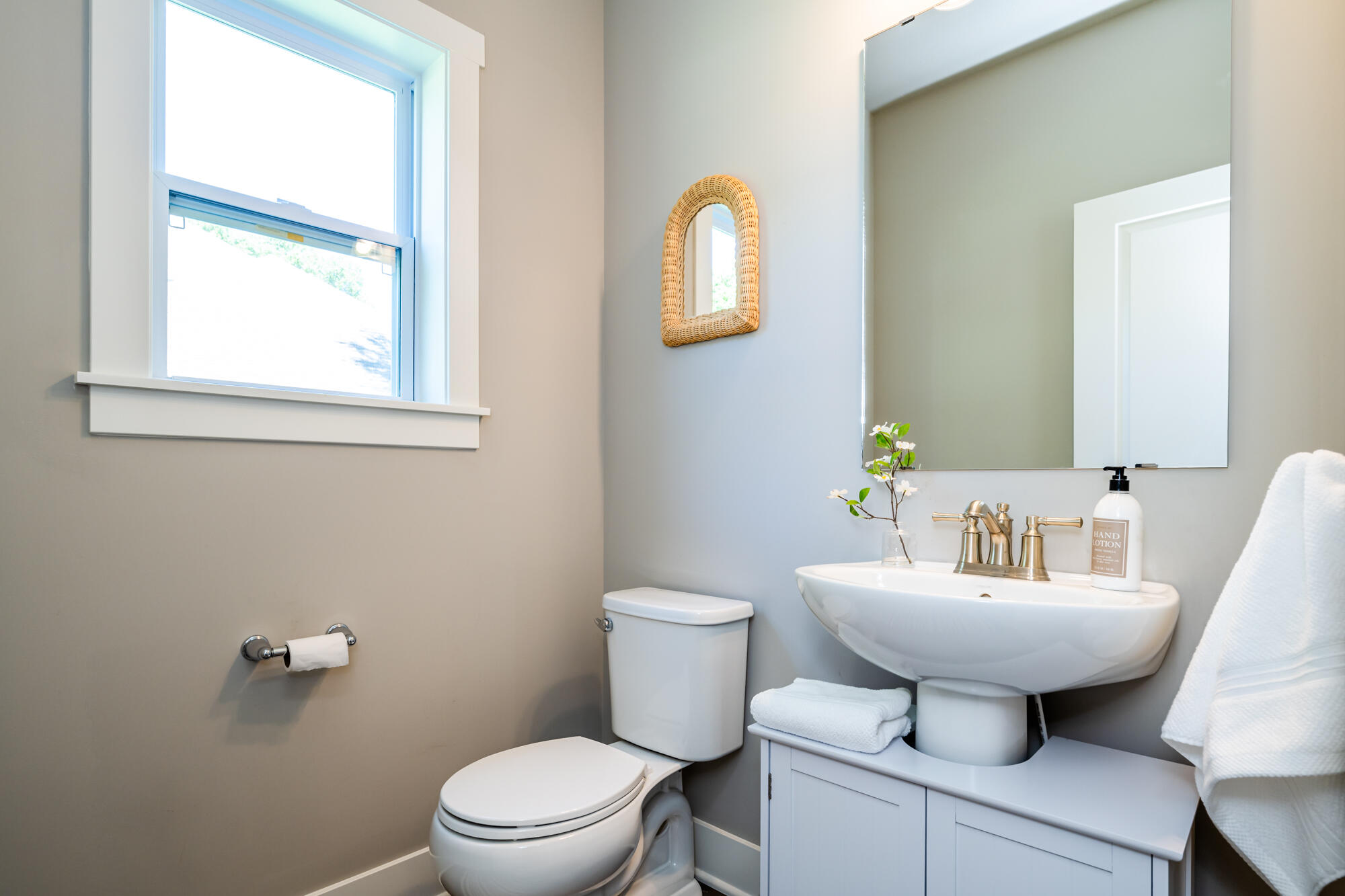2072 Hidden Pines Trail