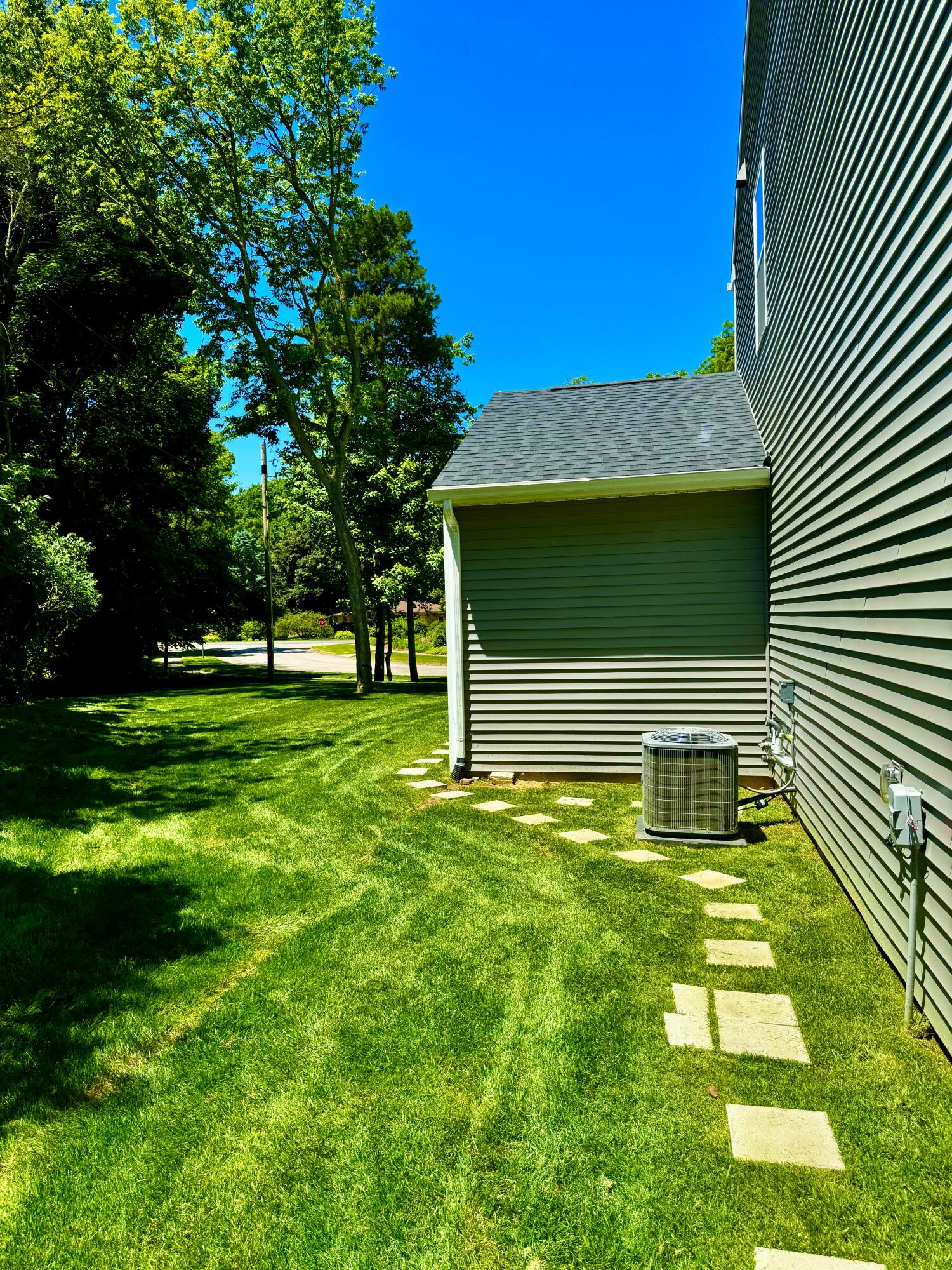 2072 Hidden Pines Trail