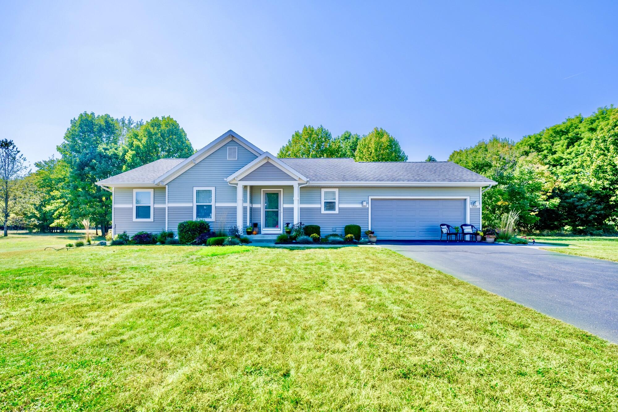 513 Lost Oak Circle