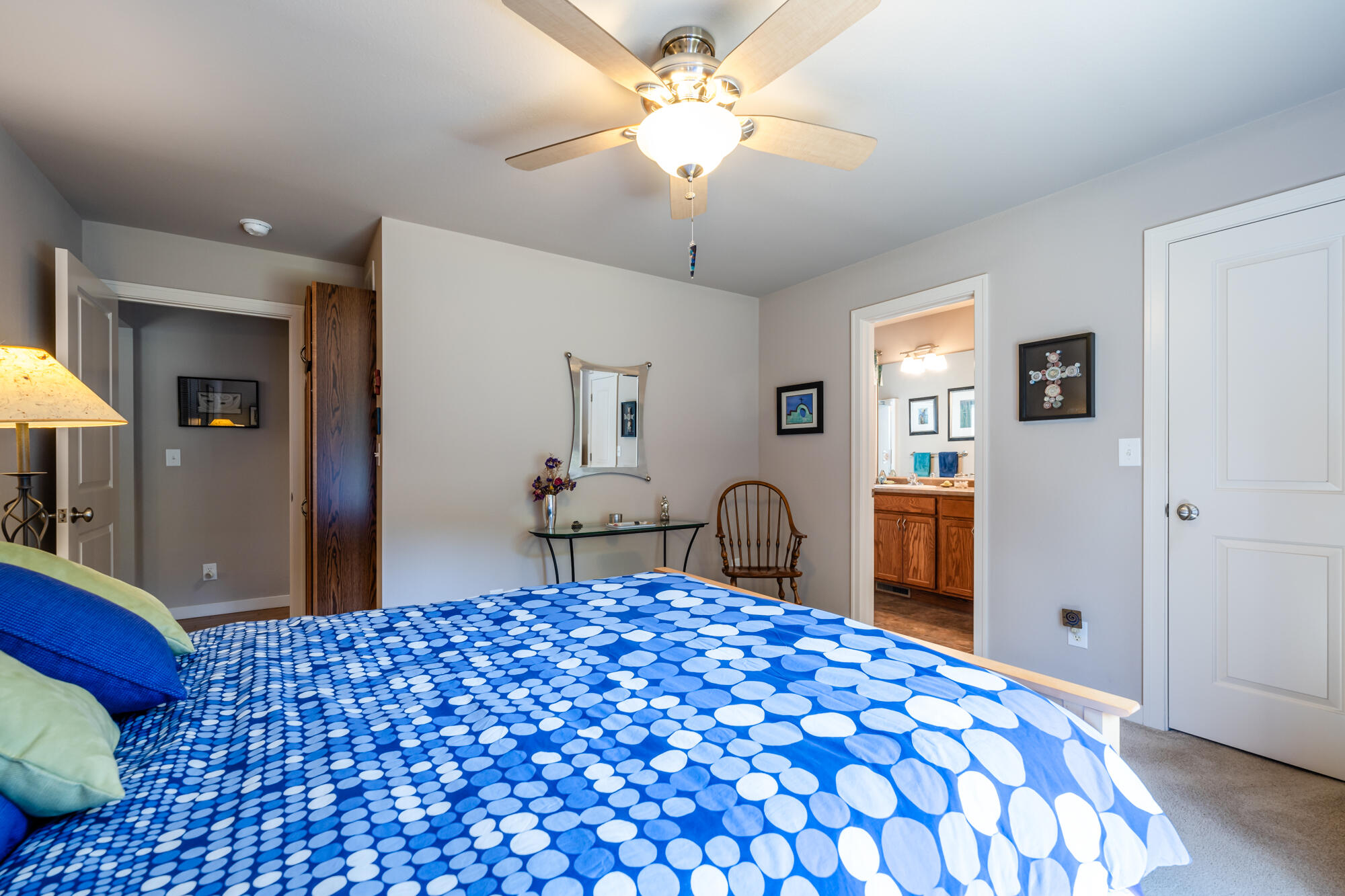 513 Lost Oak Circle