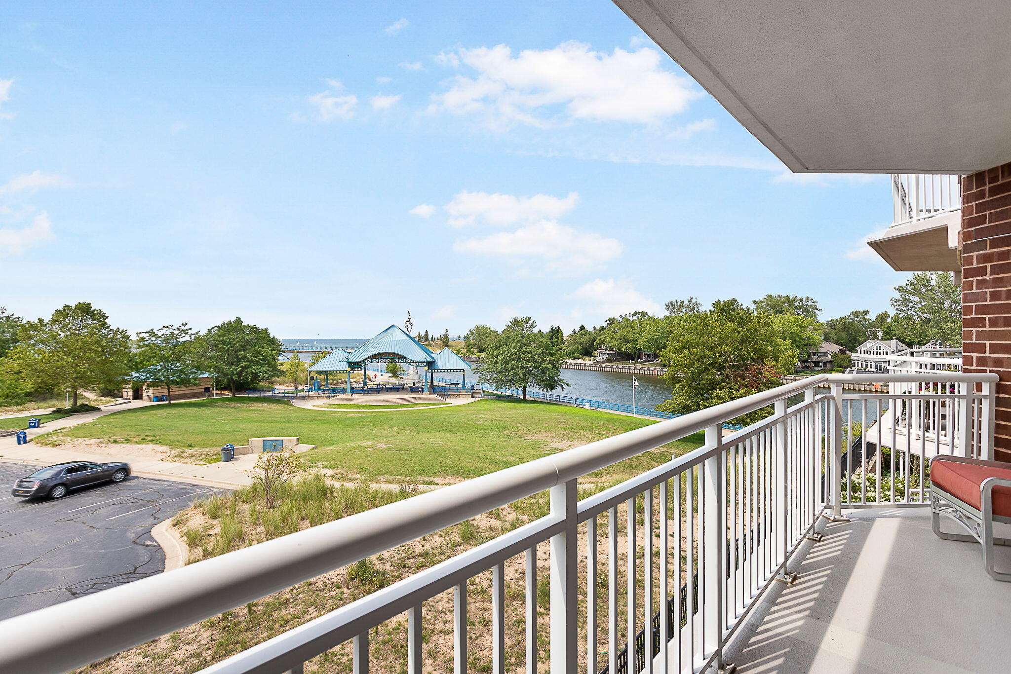 200 Lake Street, 4C, St. Joseph Unit: 4C