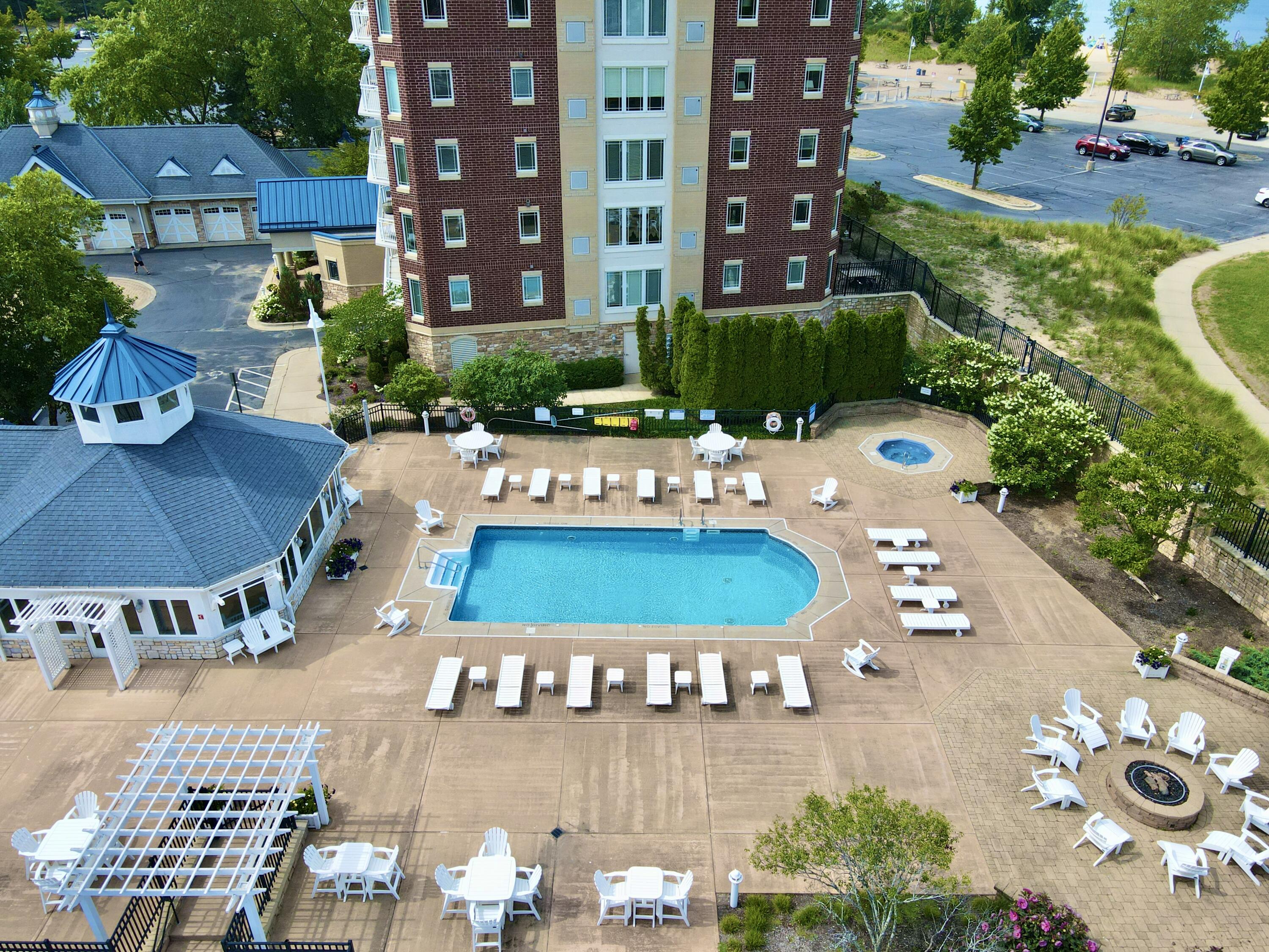 200 Lake Street, 4C, St. Joseph Unit: 4C