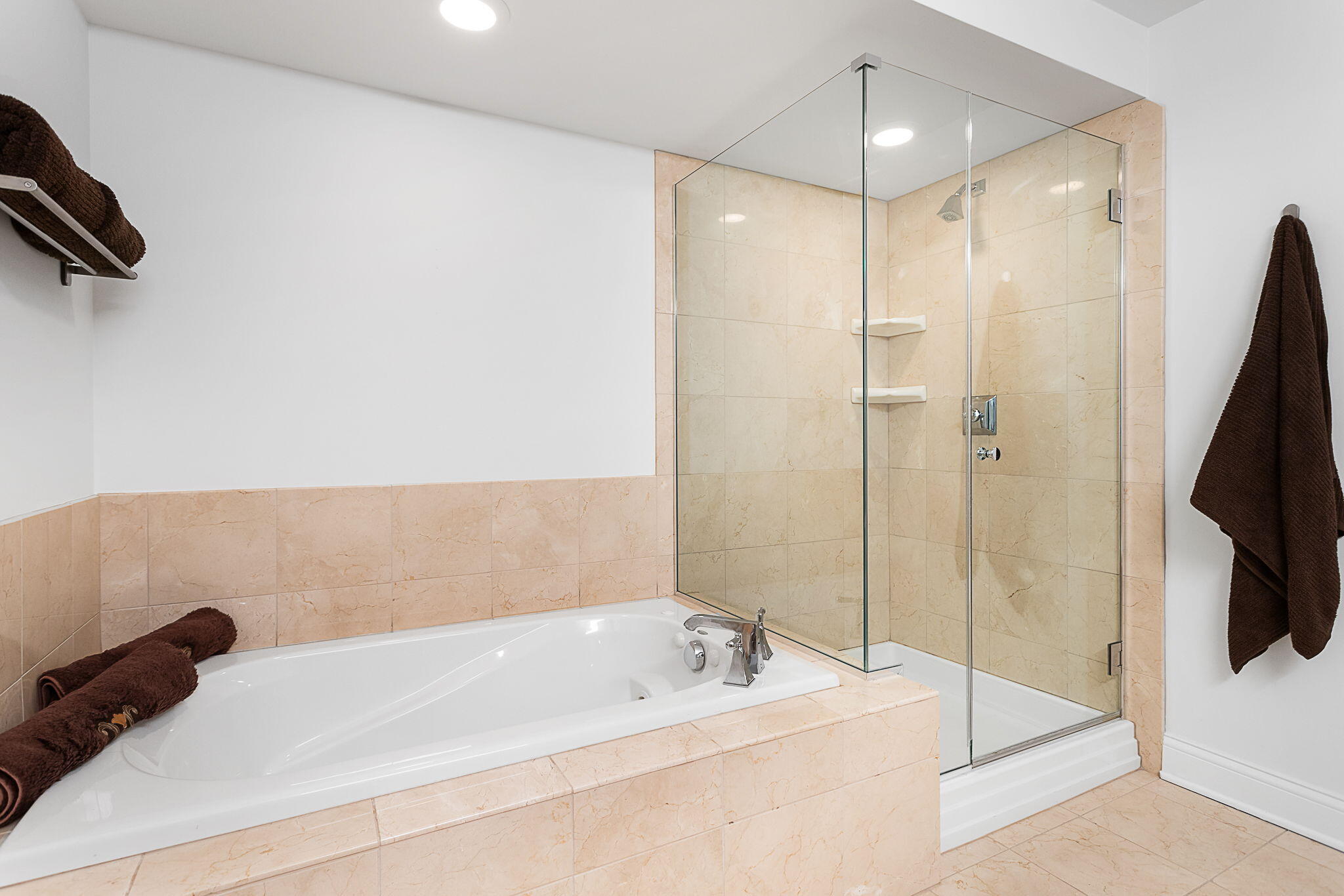 200 Lake Street, 4C, St. Joseph Unit: 4C