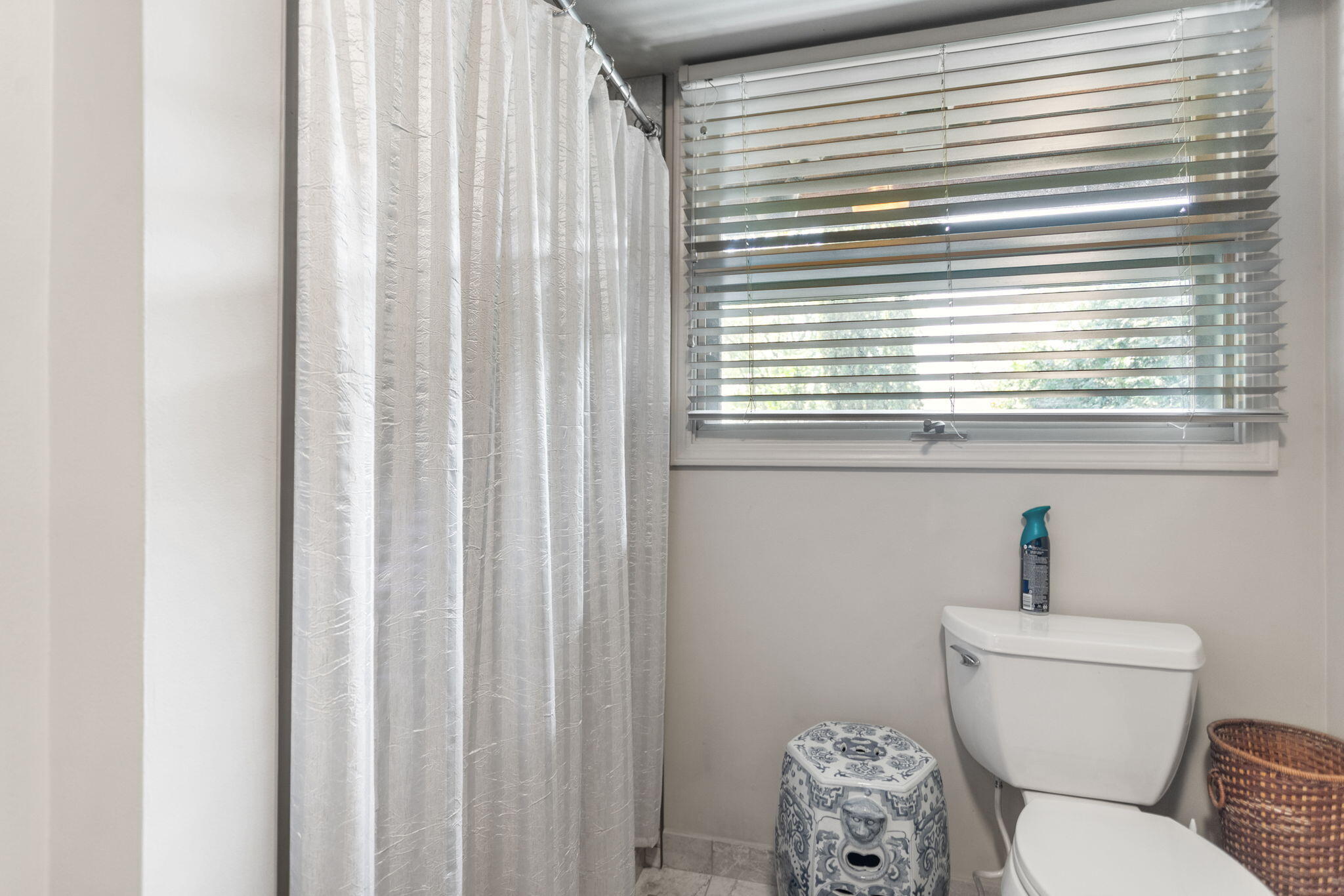 2727 S Lakeshore Drive, F-24, St. Joseph Unit: F-24