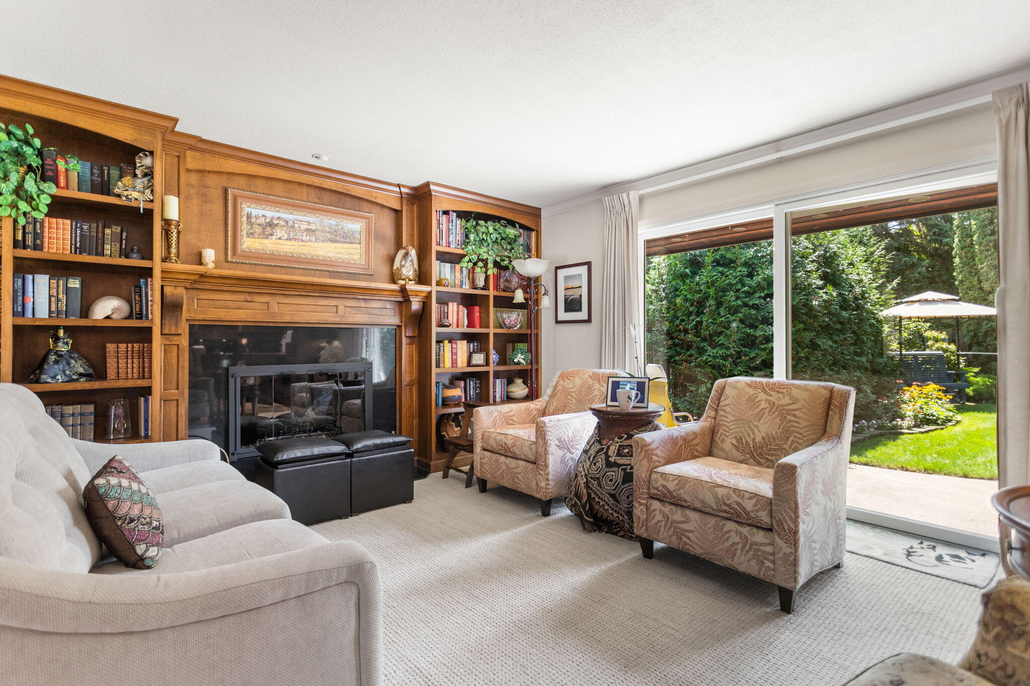 2727 S Lakeshore Drive, F-24, St. Joseph Unit: F-24