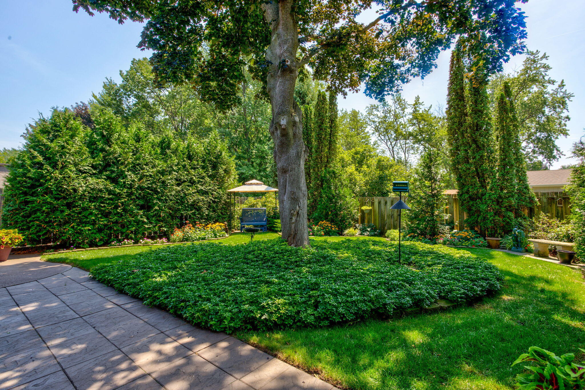 2727 S Lakeshore Drive, F-24, St. Joseph Unit: F-24