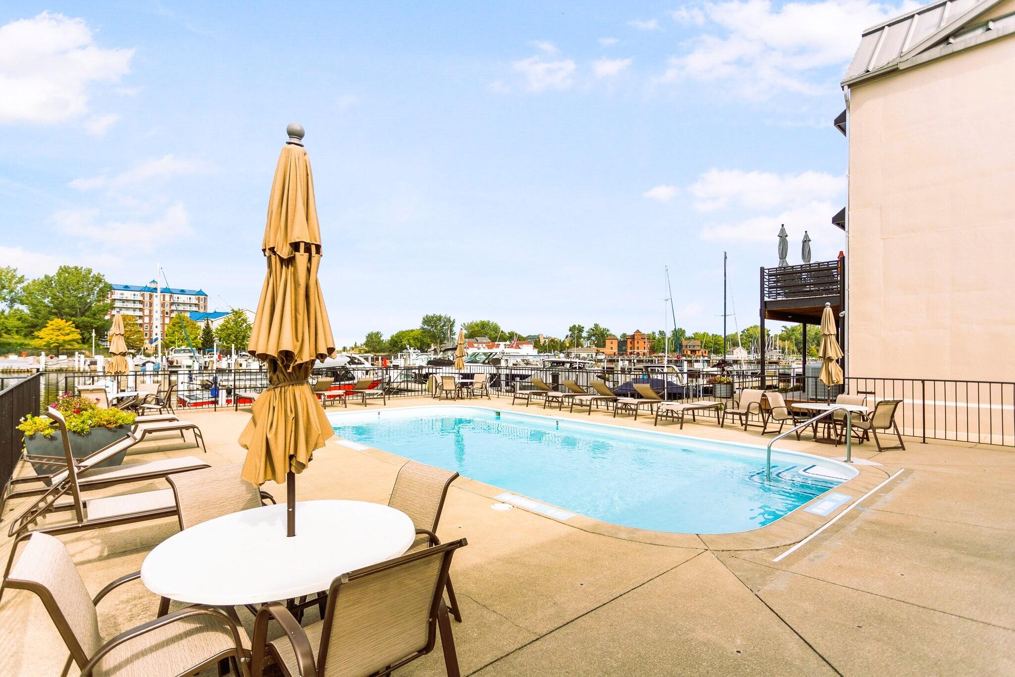 260 Water Street, 5E, St. Joseph Unit: 5E