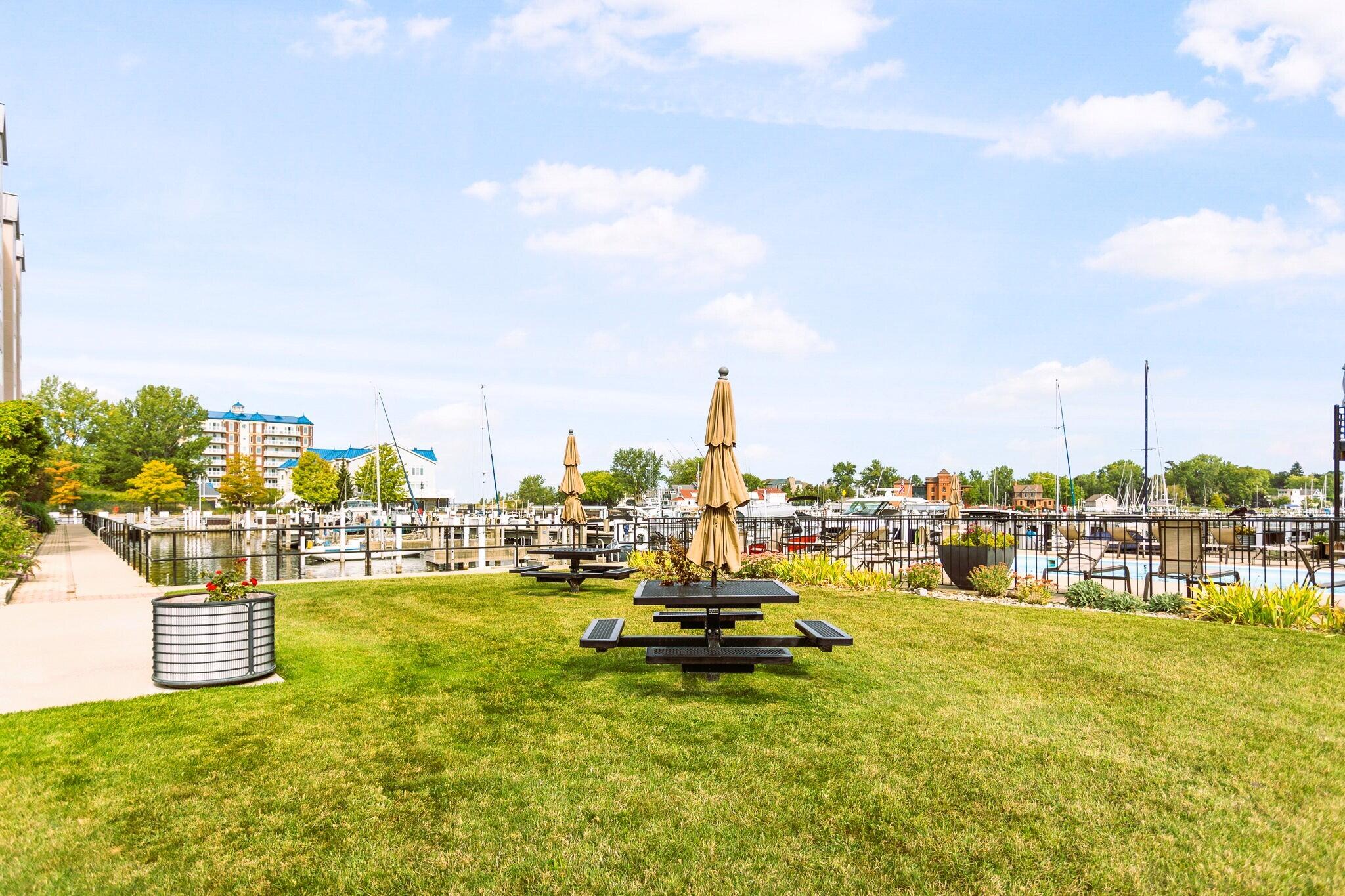 260 Water Street, 5E, St. Joseph Unit: 5E