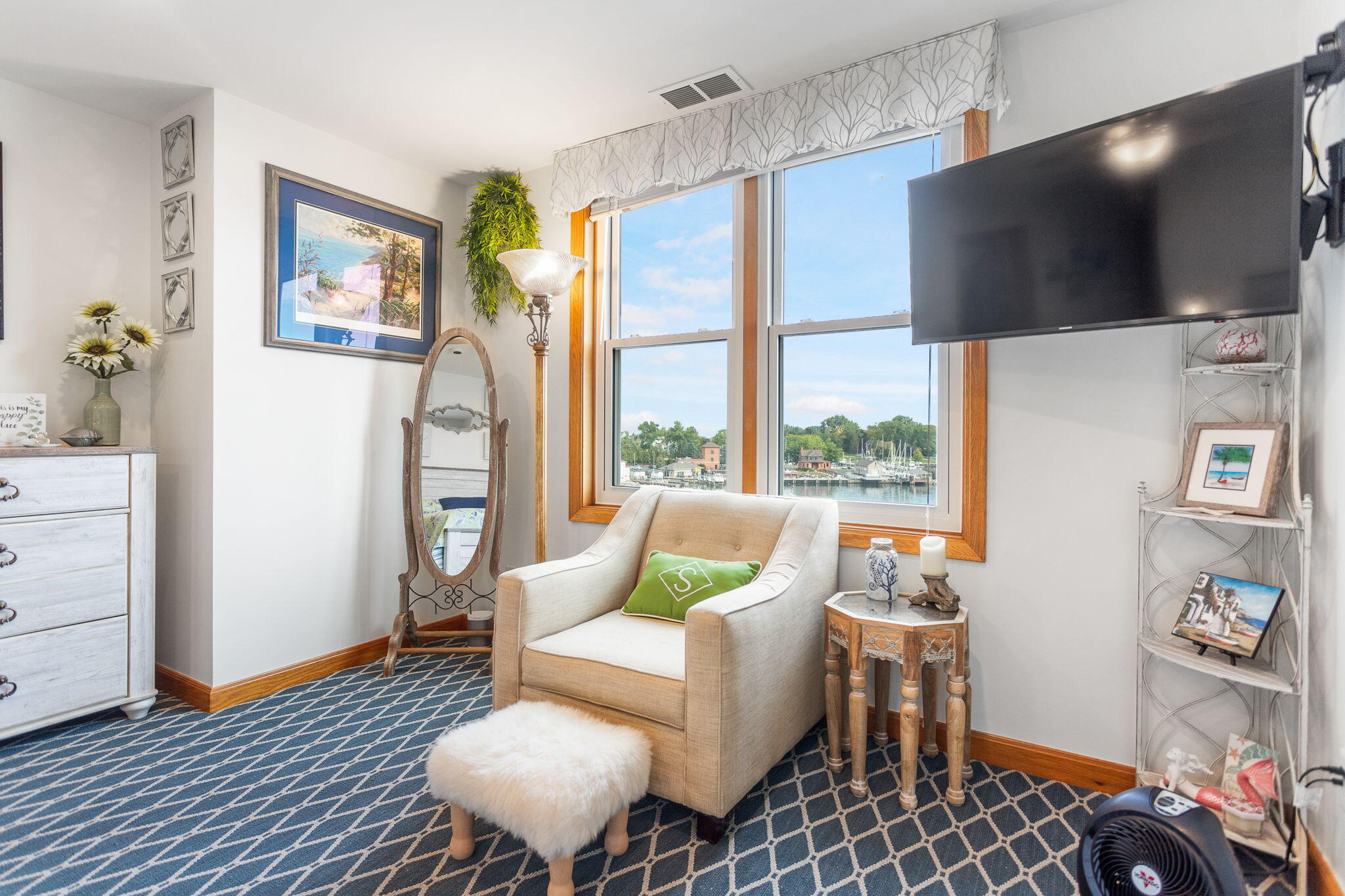 260 Water Street, 5E, St. Joseph Unit: 5E