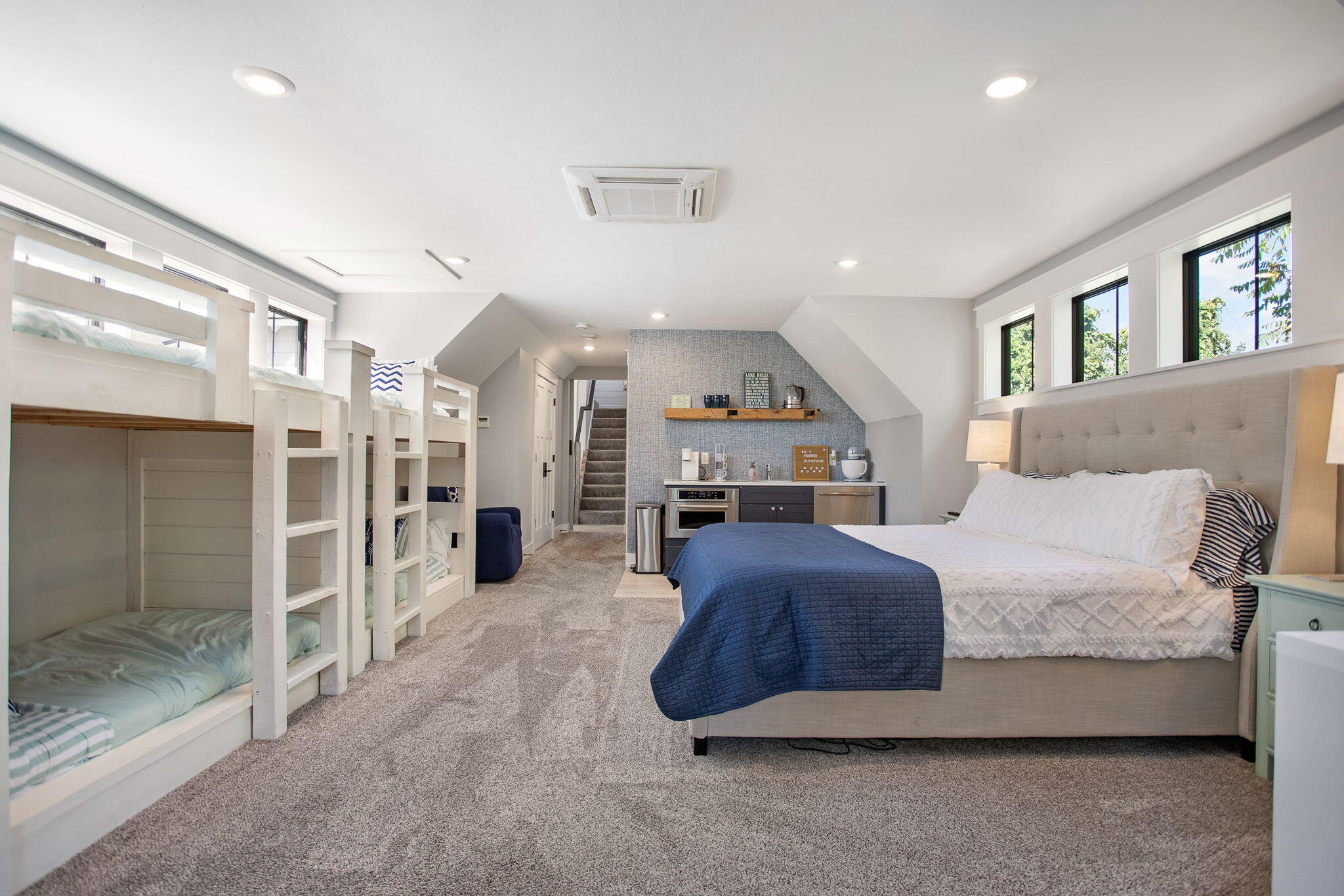 374 Ridgeway Street, St. Joseph