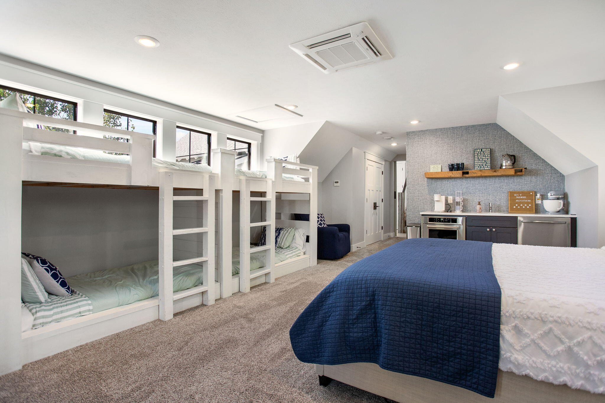 374 Ridgeway Street, St. Joseph