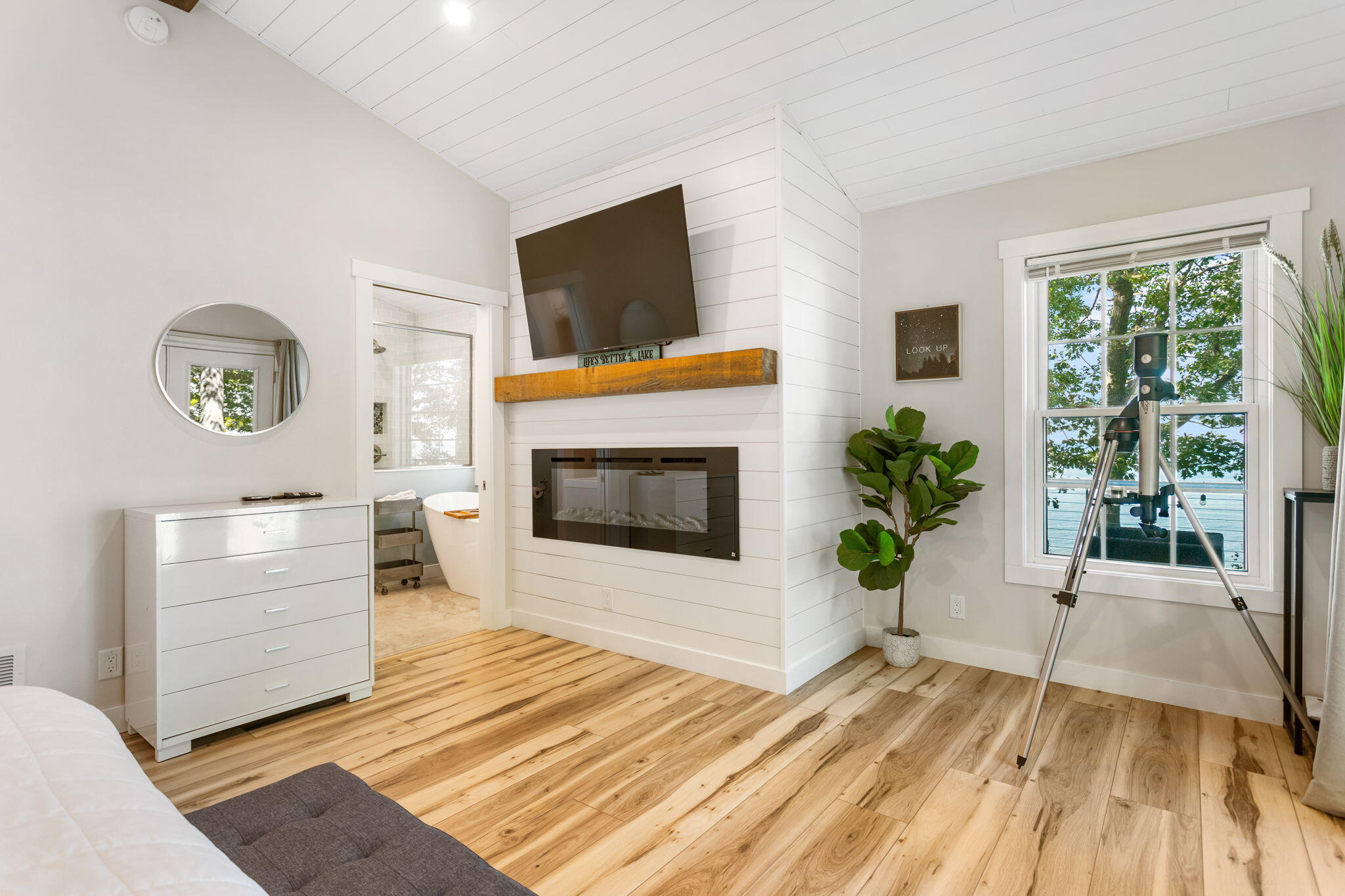 1722 Lake Michigan Drive