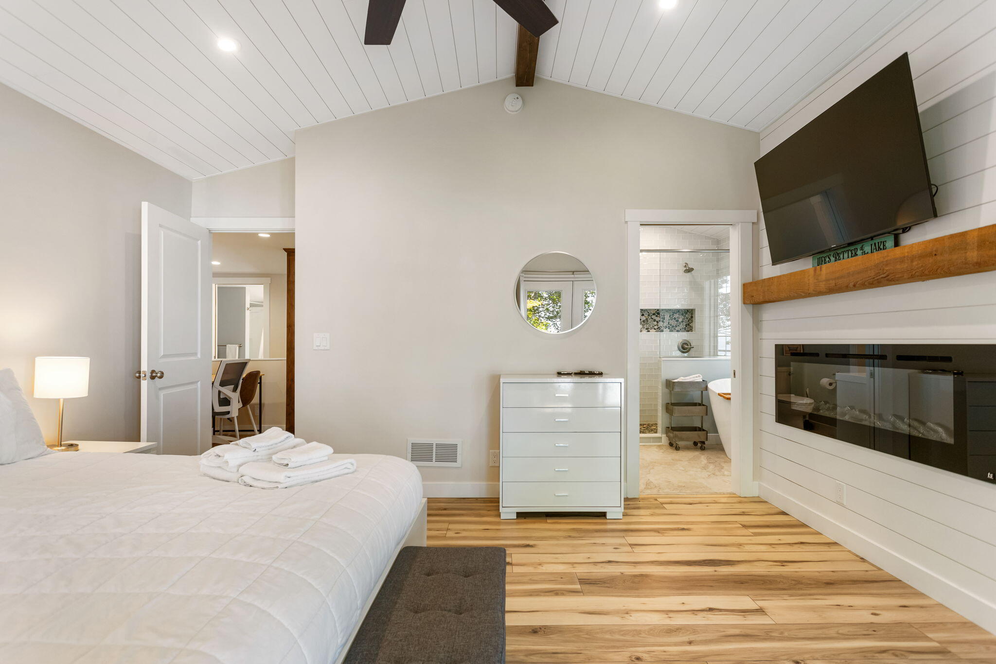 1722 Lake Michigan Drive