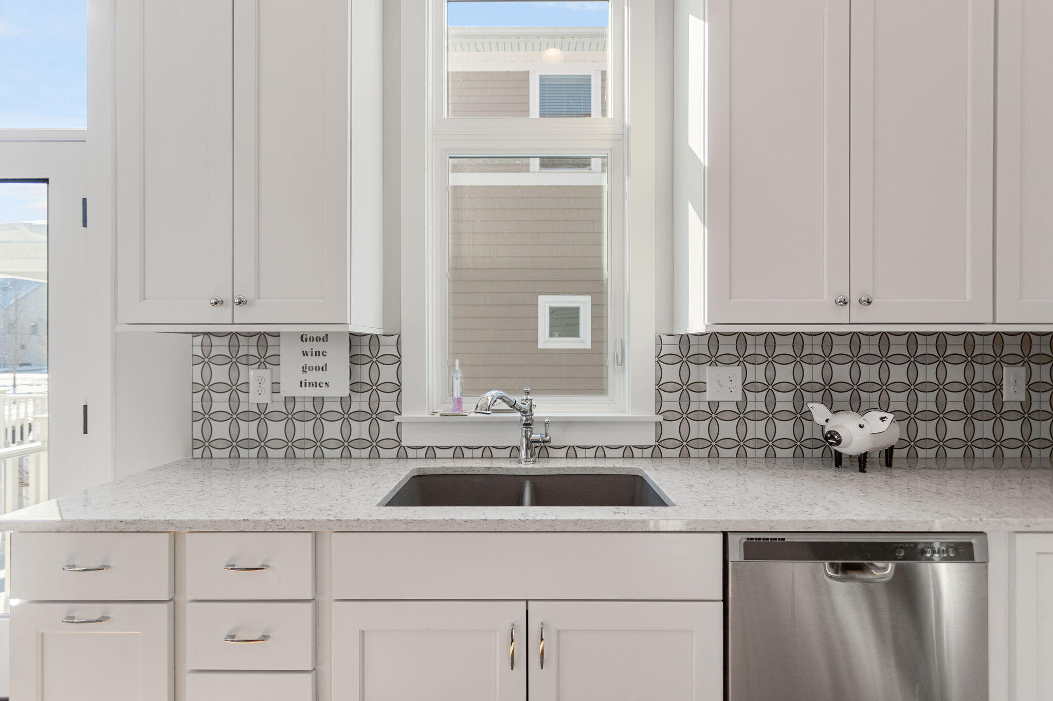 242 Cavelier Avenue, St. Joseph