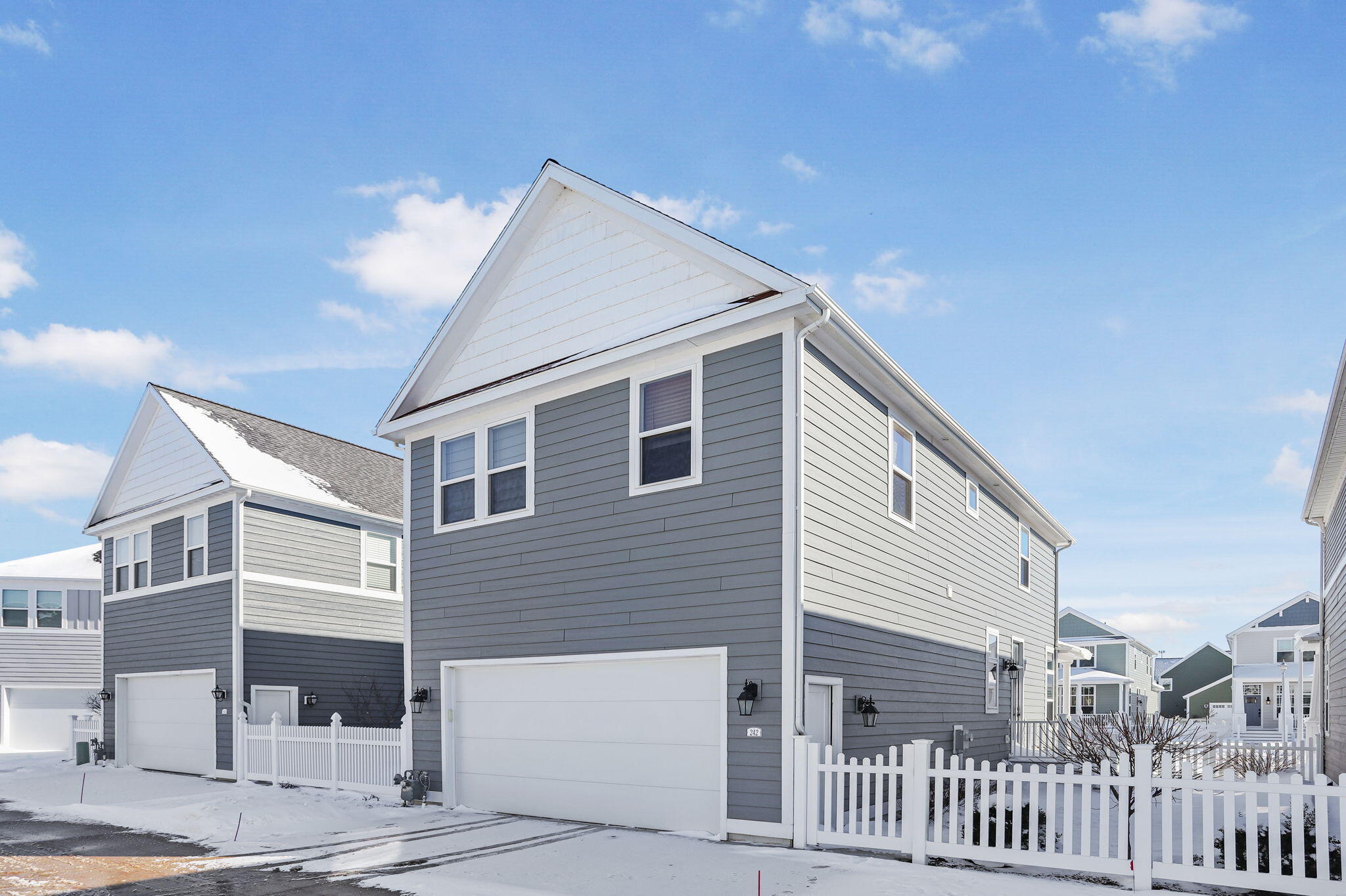 242 Cavelier Avenue, St. Joseph