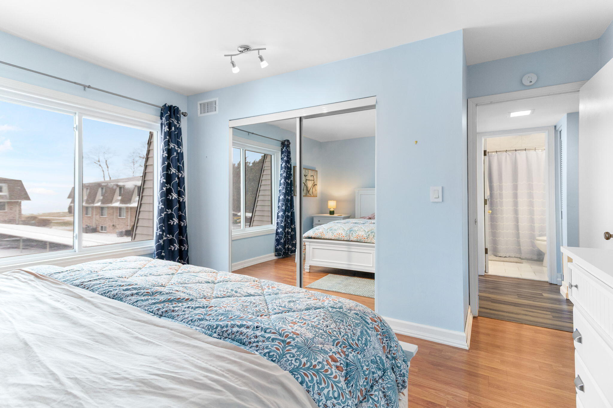 3626 Lakeshore Dr K9 9, St. Joseph Unit: 9