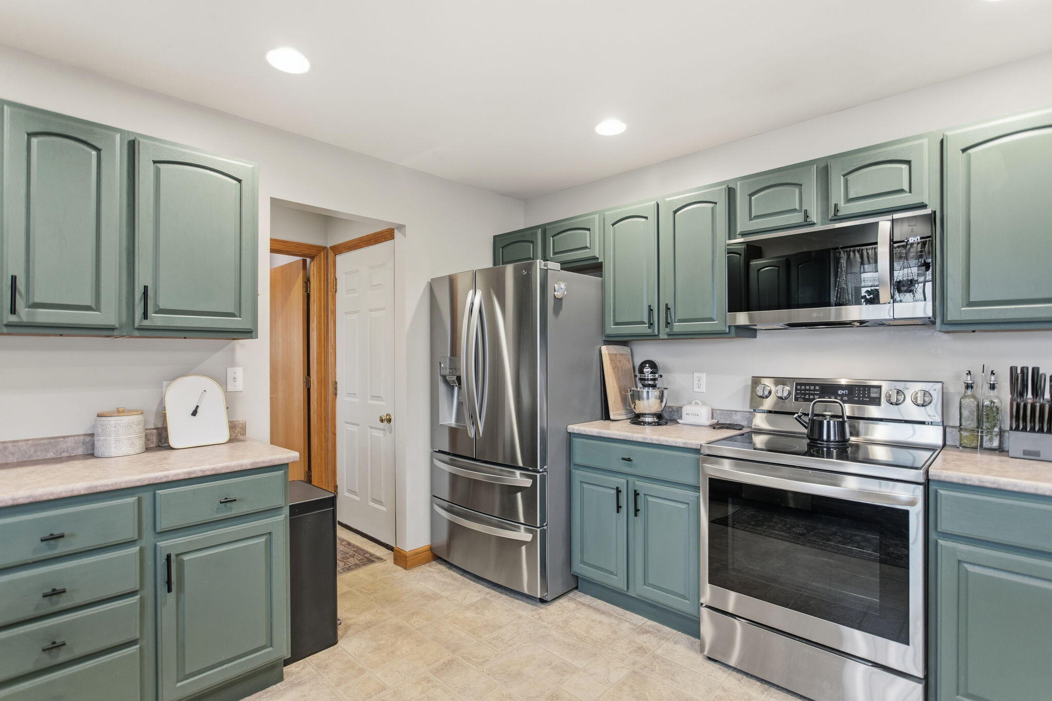 1448 Solak Court, St. Joseph