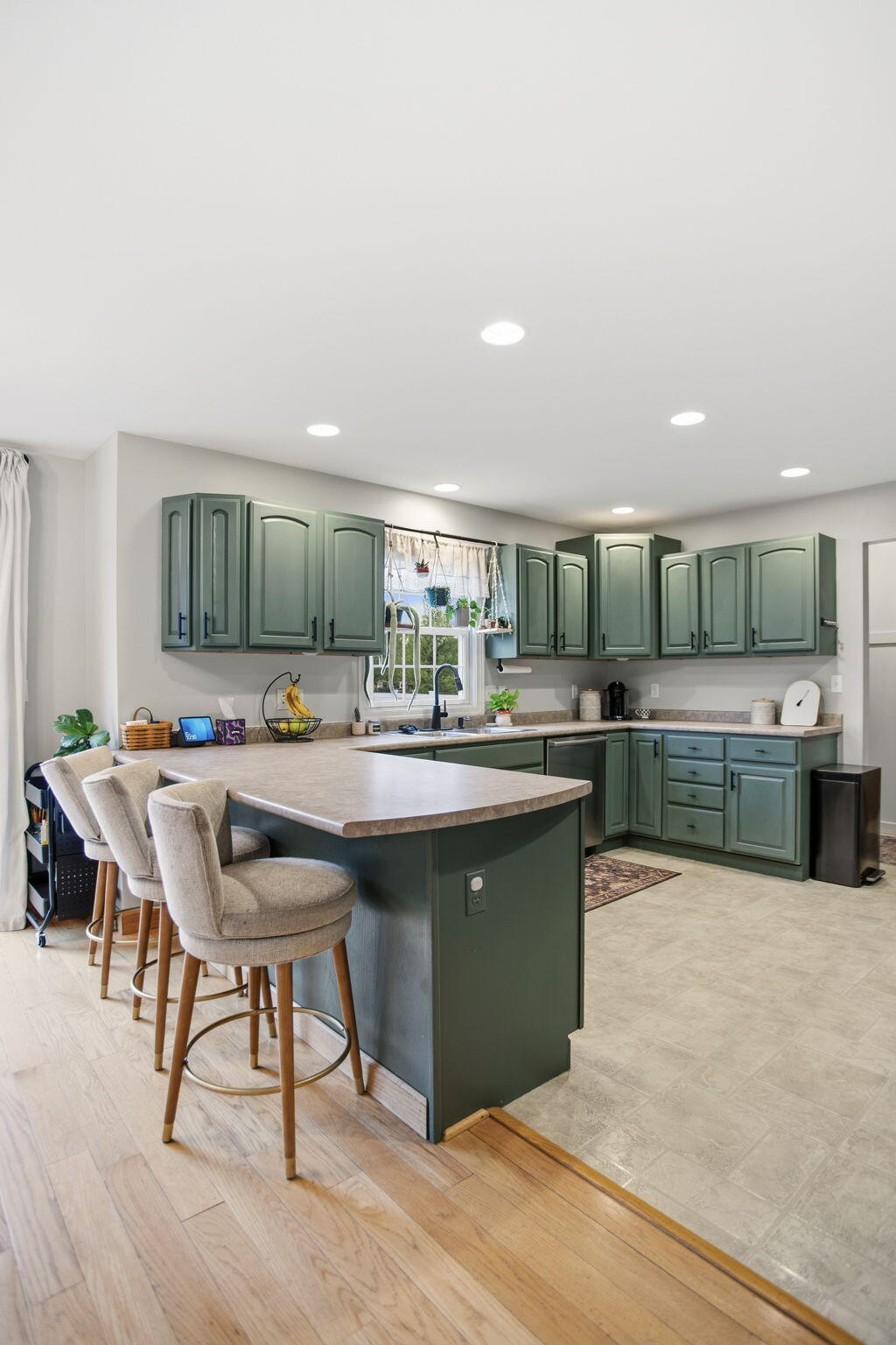 1448 Solak Court, St. Joseph
