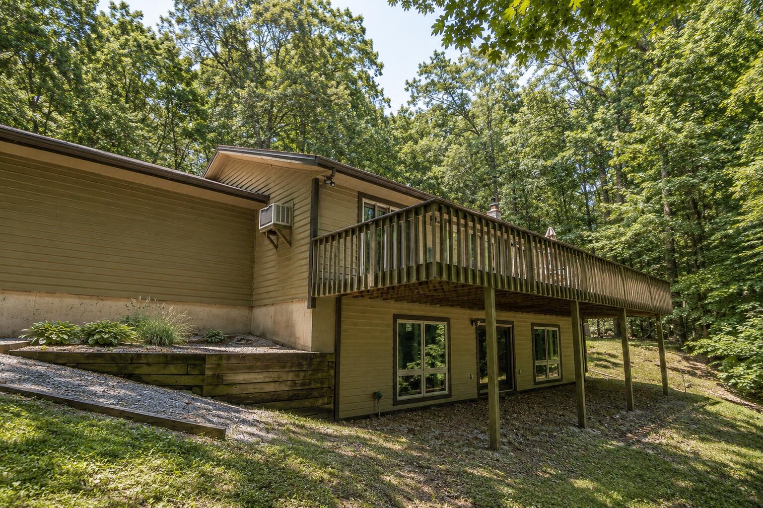 15283 Prairie Road