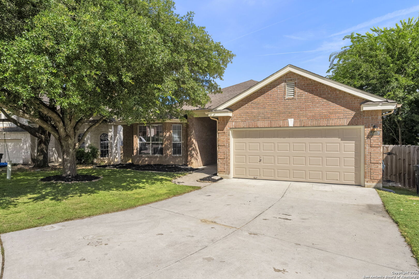 665 La Bahia Loop