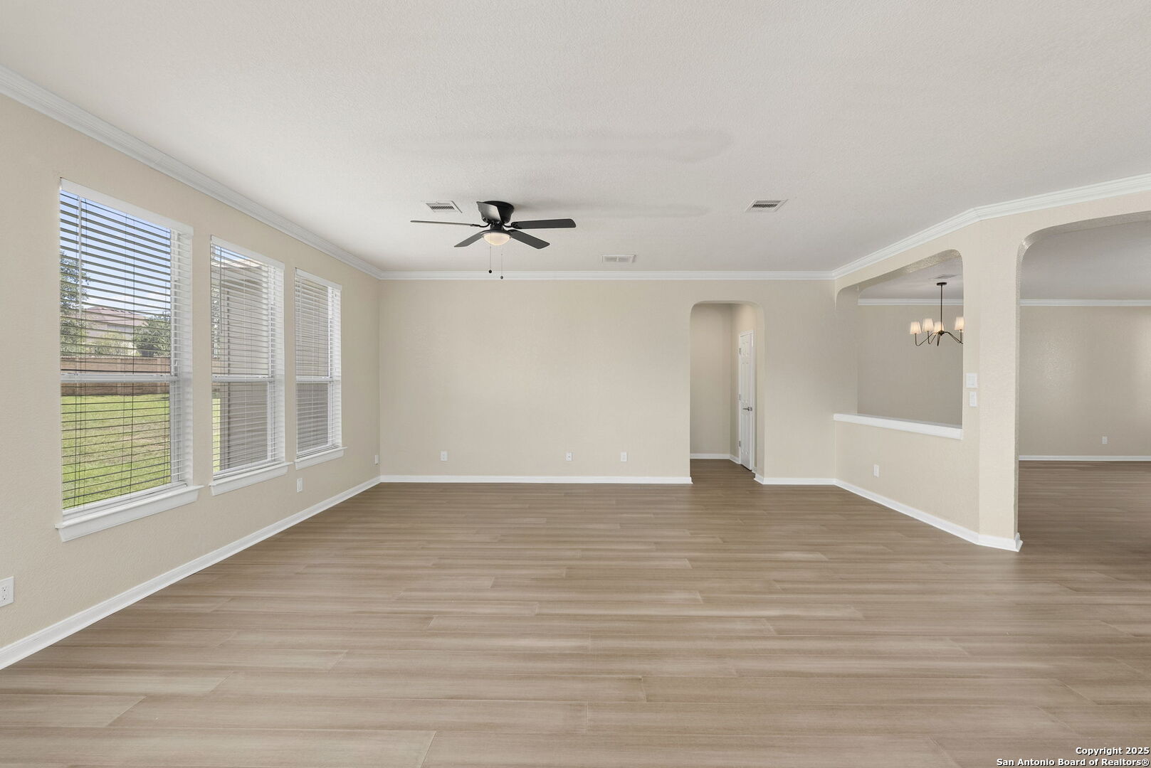 213 Springtree Parkway