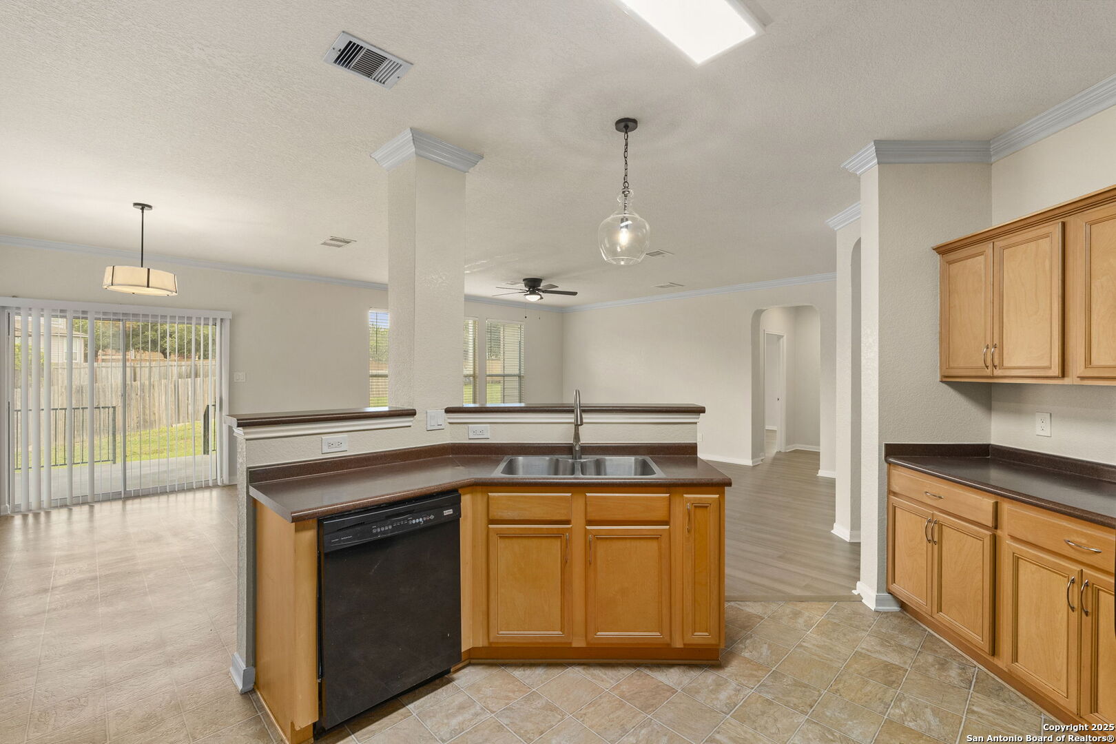 213 Springtree Parkway