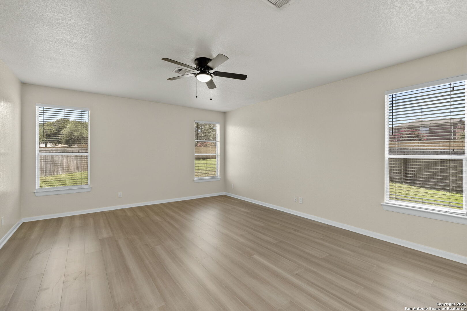 213 Springtree Parkway