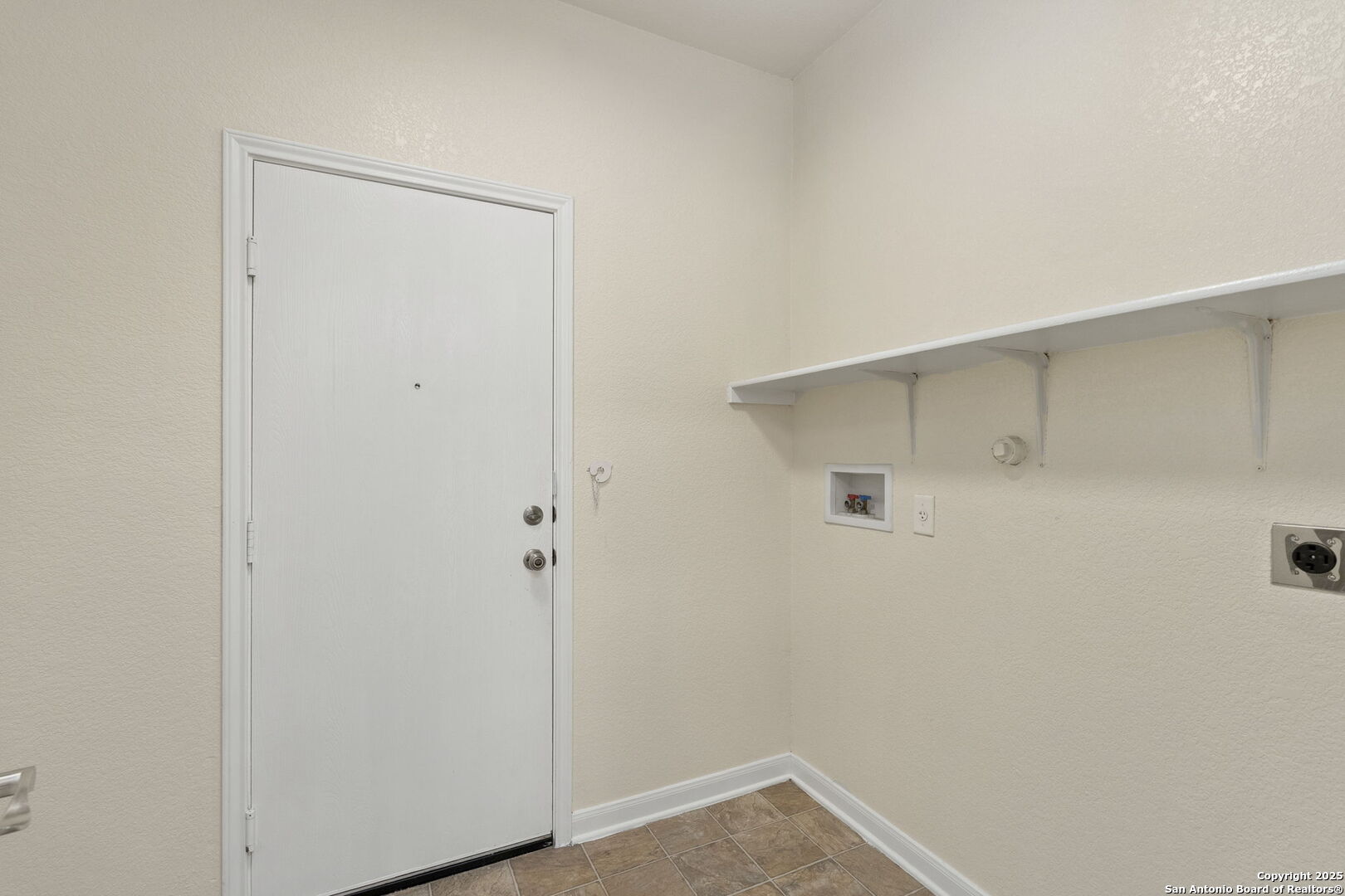 213 Springtree Parkway