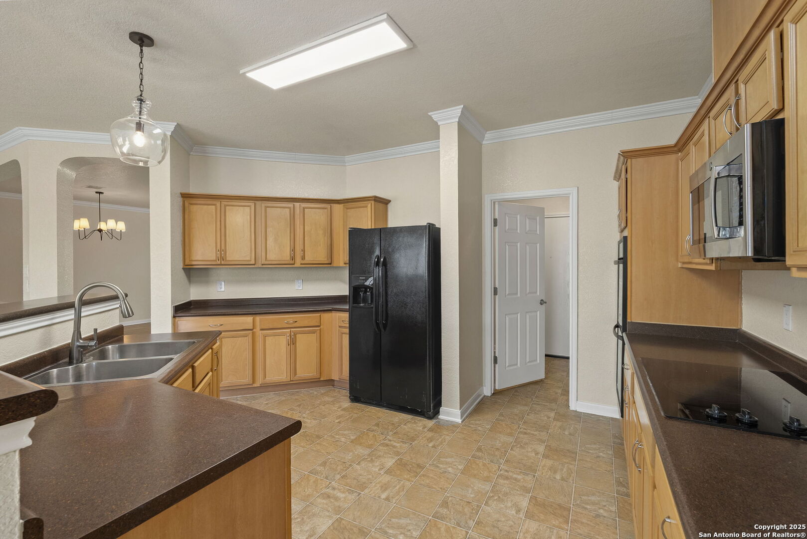 213 Springtree Parkway