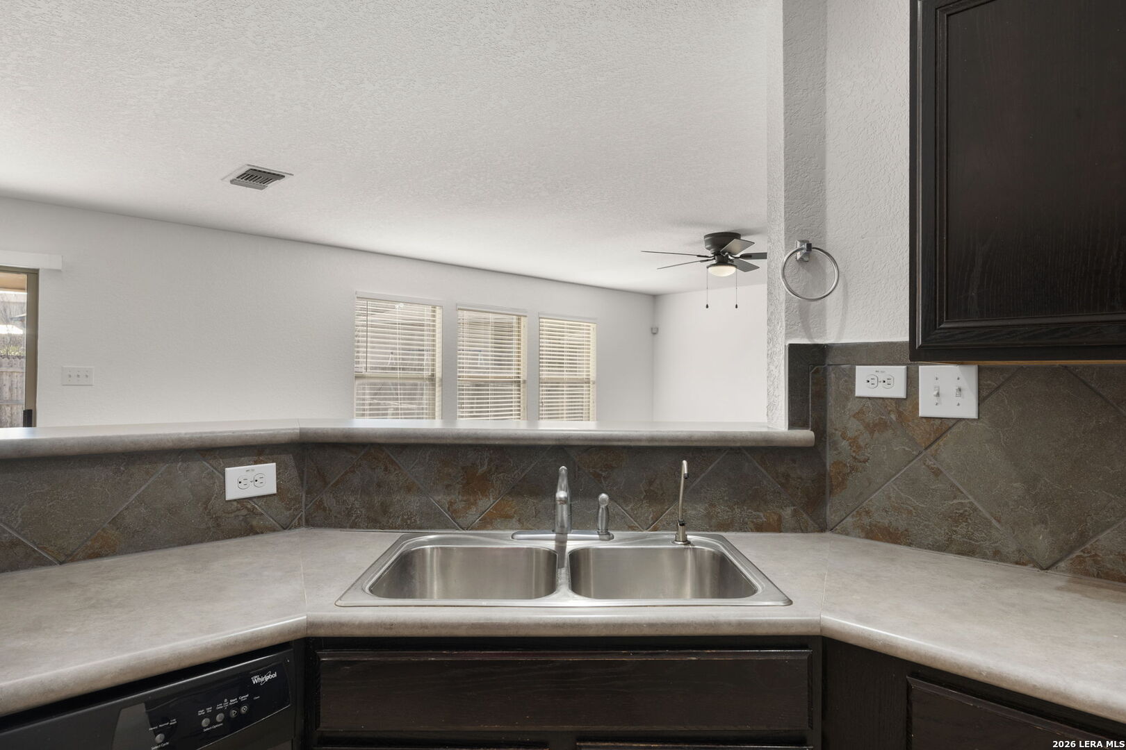 5127 Sunview