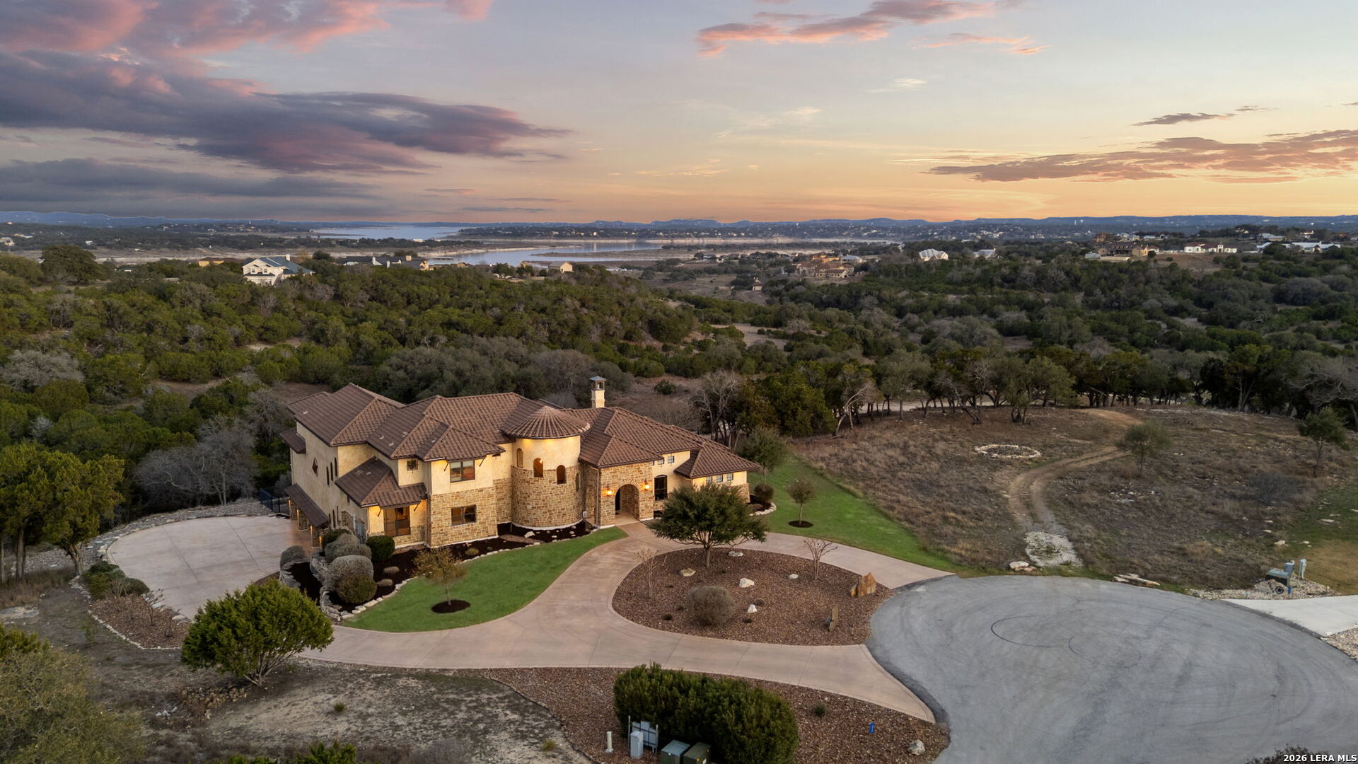 1039 Bluewater Place