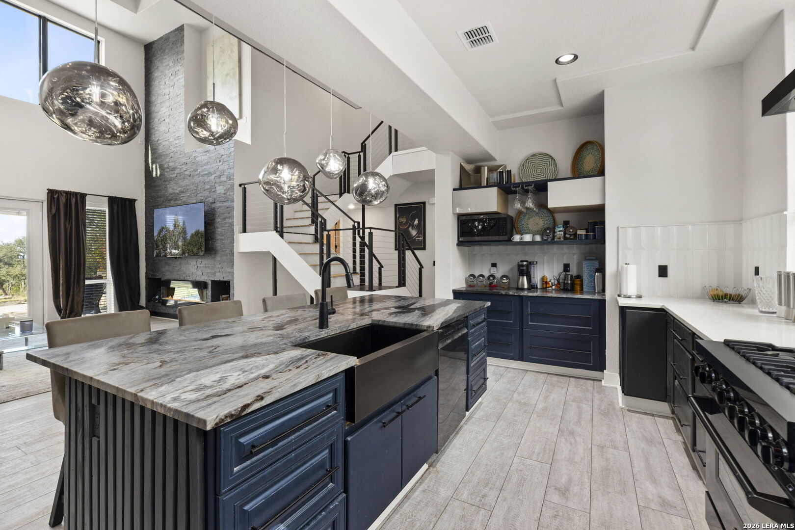 109 Pond View Ct