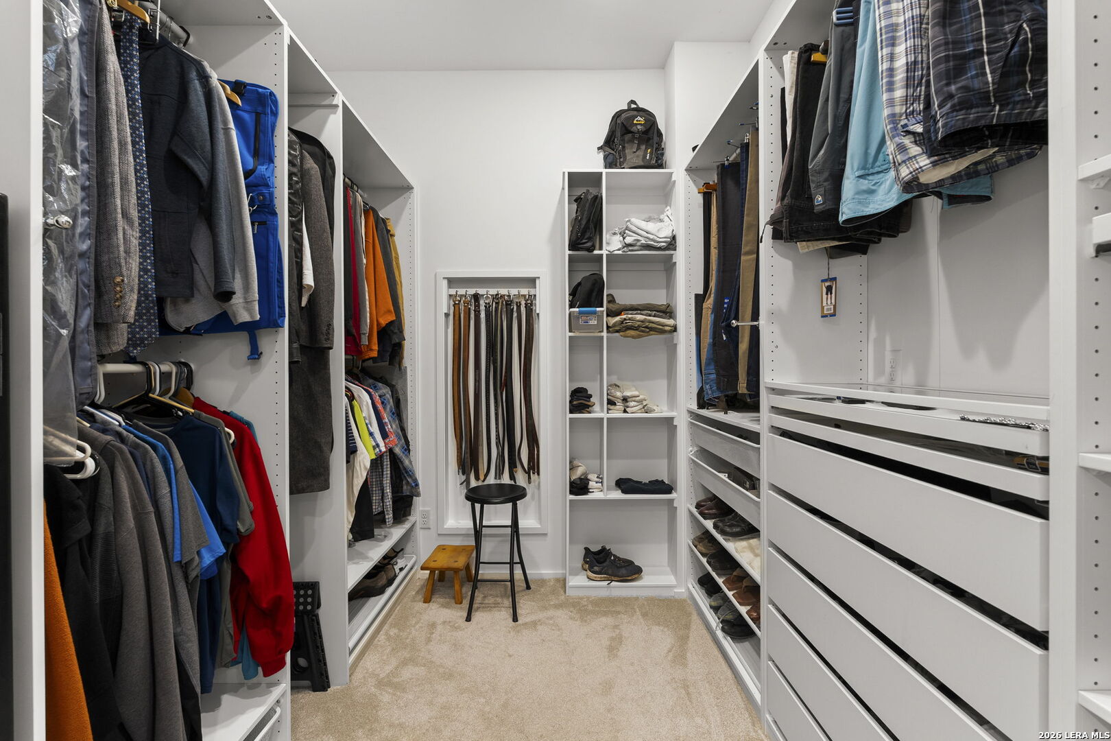 352 Arthur Ct