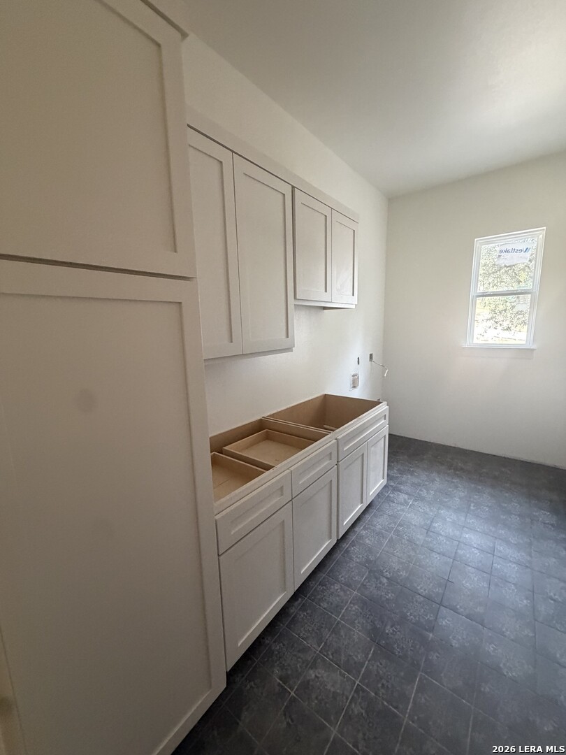 2475 COMAL SPGS