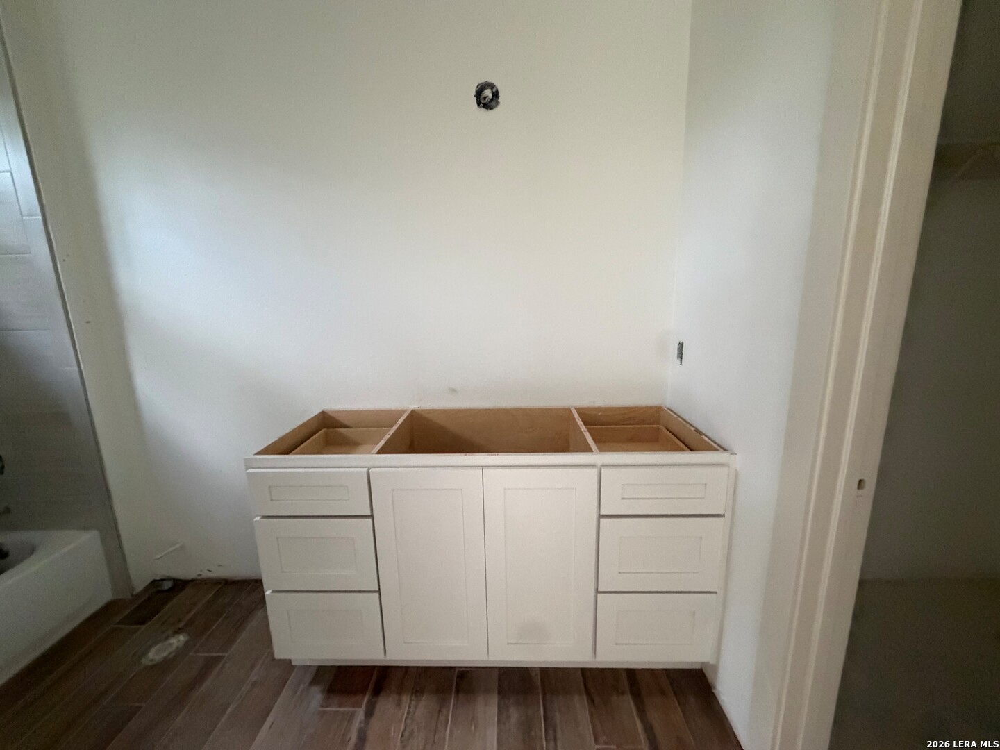 2475 COMAL SPGS