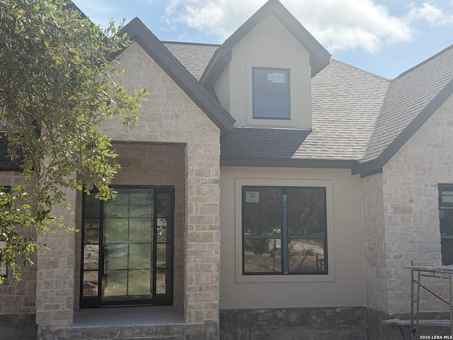 2475 COMAL SPGS