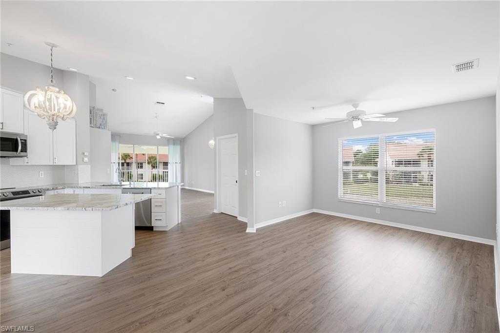 4920 Deerfield WAY # 204 Unit: B-204