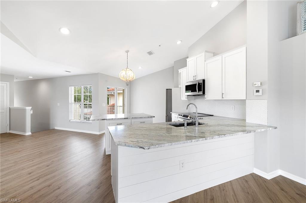 4920 Deerfield WAY # 204 Unit: B-204