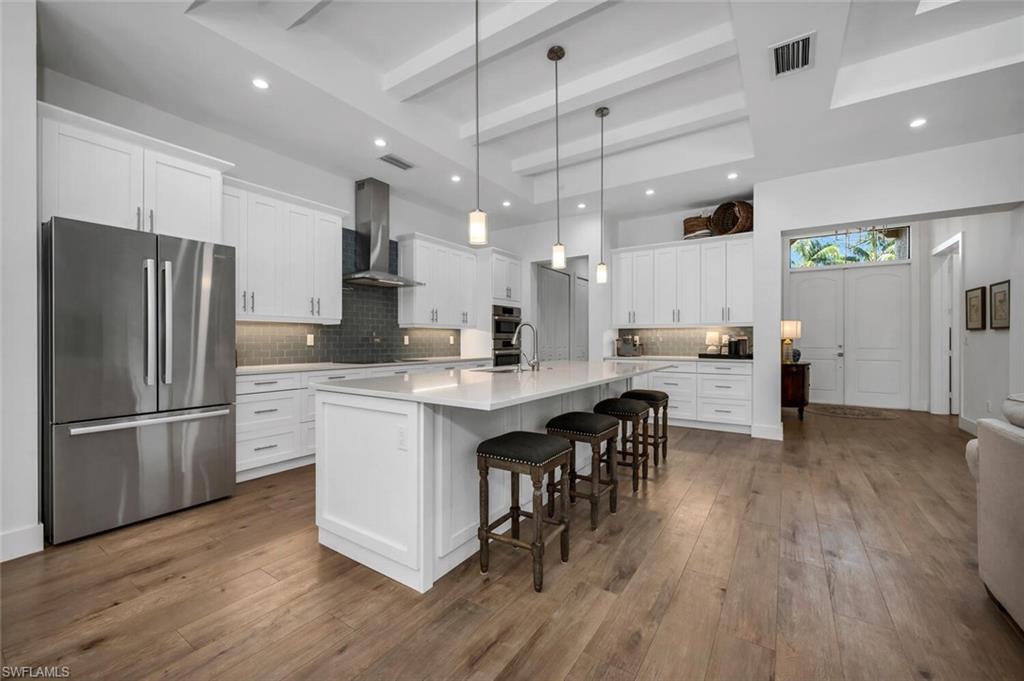 7437 Acorn WAY