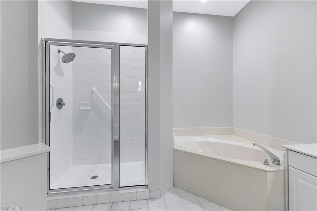 400 L'Ambiance CIR # 205 Unit: 4-205
