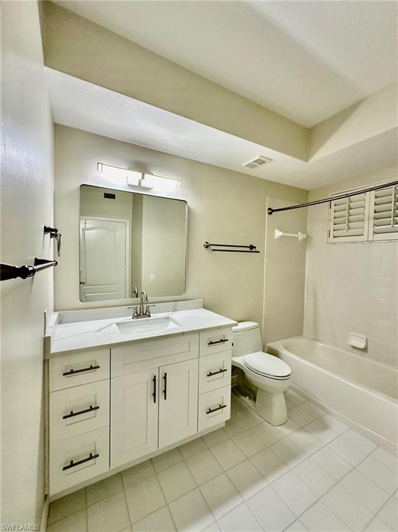 7622 Pebble Creek CIR # 104 Unit: 2-104