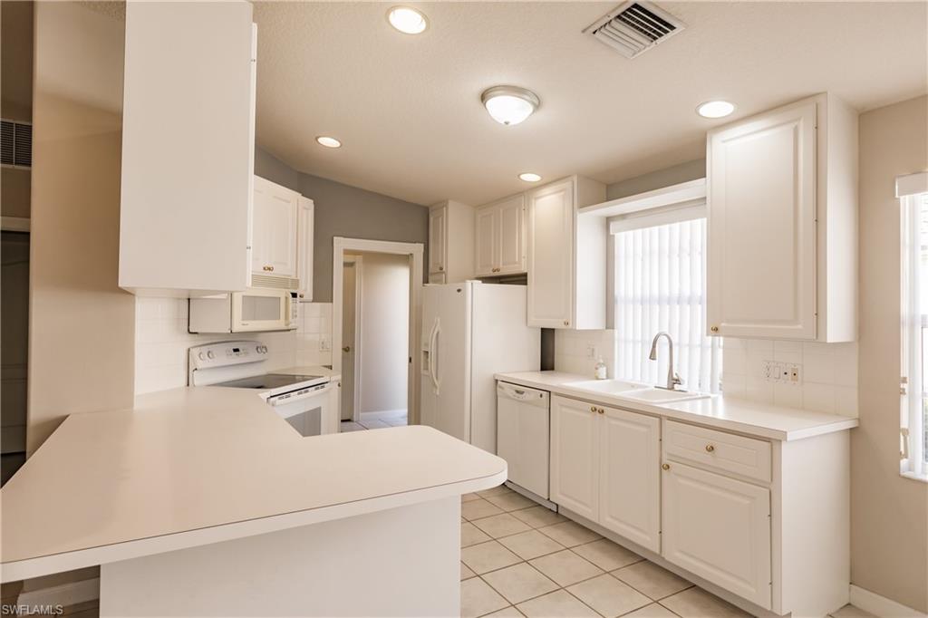 5622 Eleuthera WAY