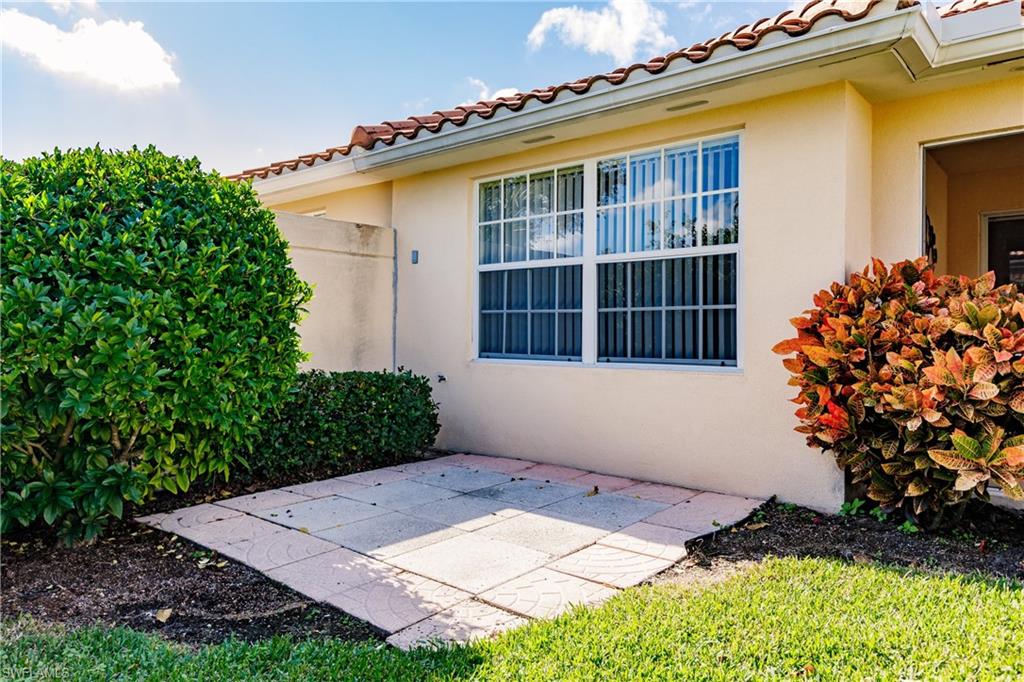 5622 Eleuthera WAY