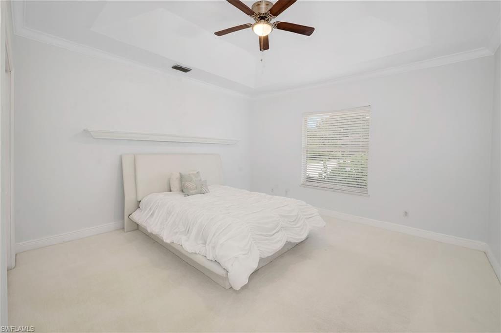 9736 Wilshire Lakes BLVD