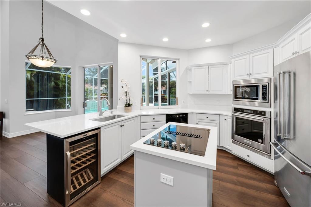 9736 Wilshire Lakes BLVD