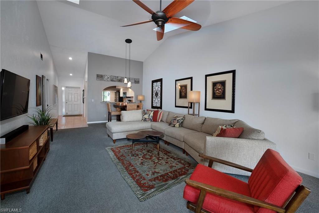 325 Bay Forest DR # 202