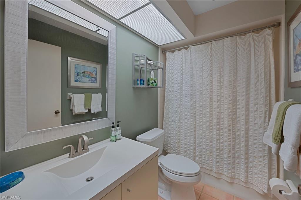 325 Bay Forest DR # 202