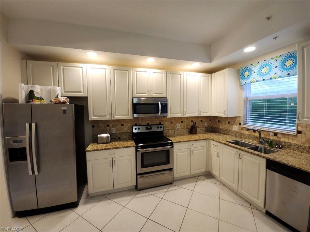1445 Mariposa CIR # 101