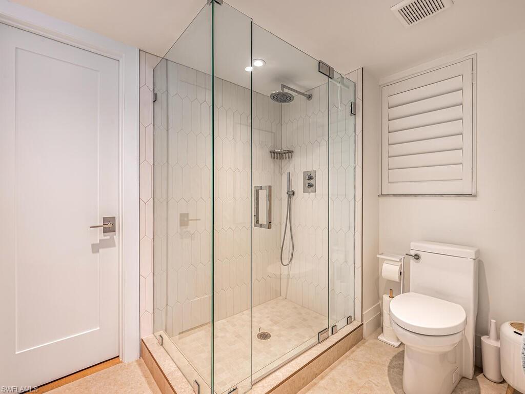 9375 Gulf Shore DR # 601